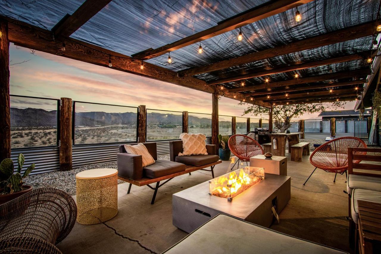 Sapphire Haven + Casita! Pool + Spa + Movie Theatre + 10 Min To Monument! Joshua Tree Exterior foto