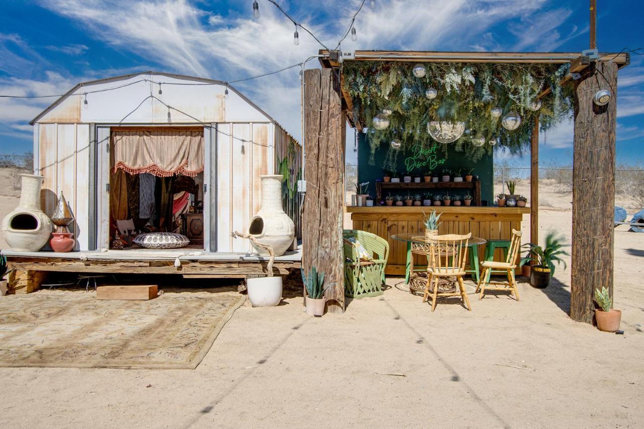 Sapphire Haven + Casita! Pool + Spa + Movie Theatre + 10 Min To Monument! Joshua Tree Exterior foto