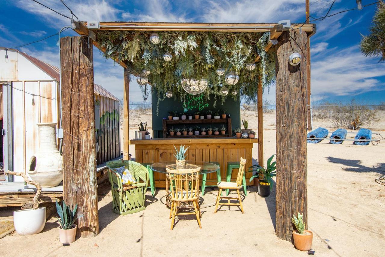 Sapphire Haven + Casita! Pool + Spa + Movie Theatre + 10 Min To Monument! Joshua Tree Exterior foto